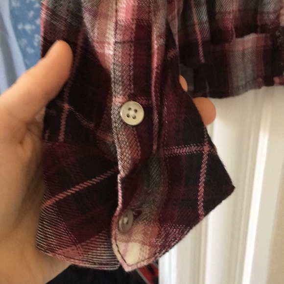 Francesca’s Plaid Blouse - Picture 3 of 6